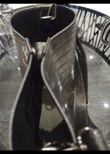 Siyah Yılan Desenli Deri Kadın Çanta - Görsel 5