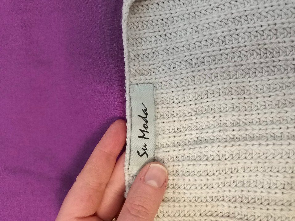 Bej V Yaka Örgü Kadın Kazak - Görsel 2