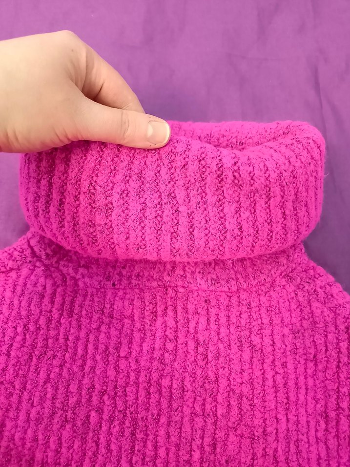 Pembe Boğazlı Örgü Kadın Kazak - Görsel 3