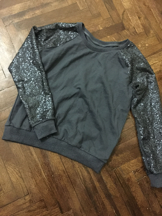 Pullu sweatshirt 
