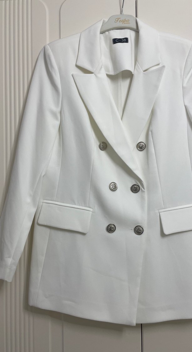 Beyaz Düğmeli Kadın Blazer Ceket - Görsel 2