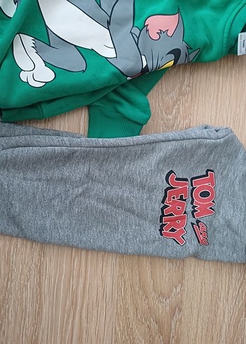 Tom ve Jerry Baskılı Erkek Çocuk Eşofman Takımı - Görsel 2