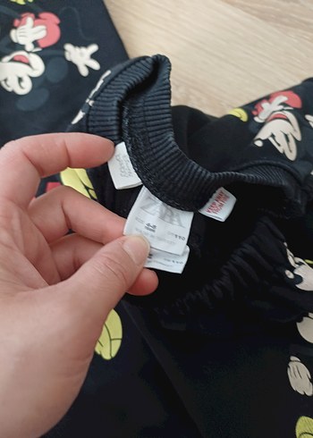 Mickey Mouse Baskılı Siyah Eşofman - Görsel 2