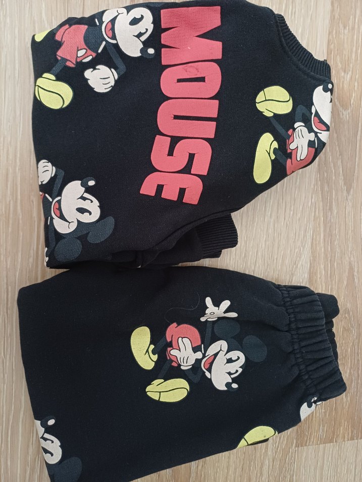 Mickey Mouse Baskılı Siyah Eşofman - Görsel 3