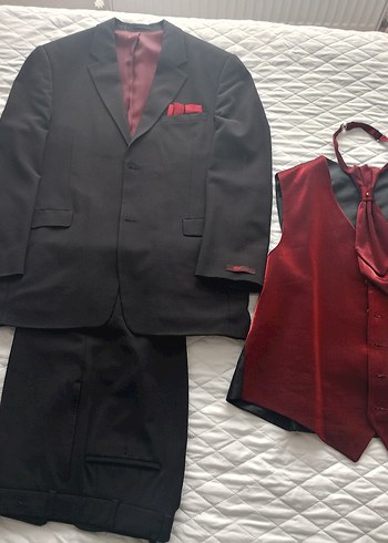 Klasik Kesim Bordo Yelekli Takım Elbise - Görsel 5