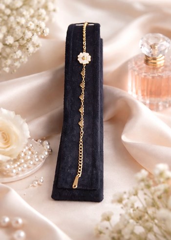 İnce Zincirli Altın Renkli Kadın Bileklik - Görsel 3