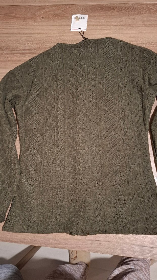 Gold kalp Düğme detaylıi Kahverengi Kadın Triko Bluz - Görsel 2