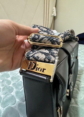 Dior Siyah Deri Yılan Desenli Tokalı Çanta - Görsel 3