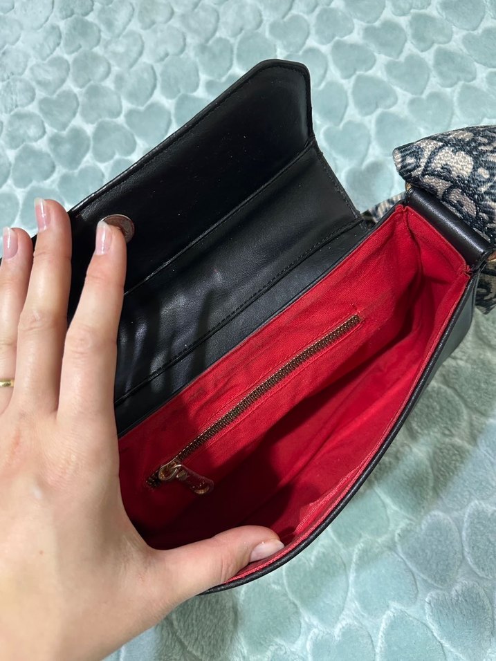 Dior Siyah Deri Yılan Desenli Tokalı Çanta - Görsel 4