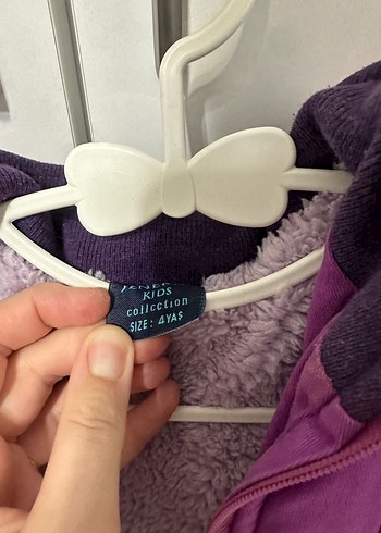 Kız Çocuk Mor Kürklü Kapüşonlu Mont - Görsel 5