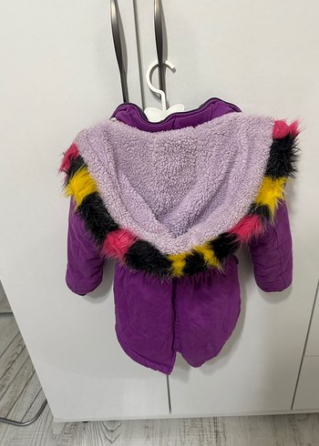 Kız Çocuk Mor Kürklü Kapüşonlu Mont - Görsel 6