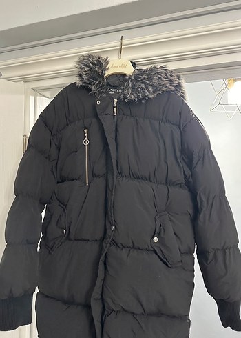 Siyah Kürklü Kadın Kışlık Mont - Görsel 4