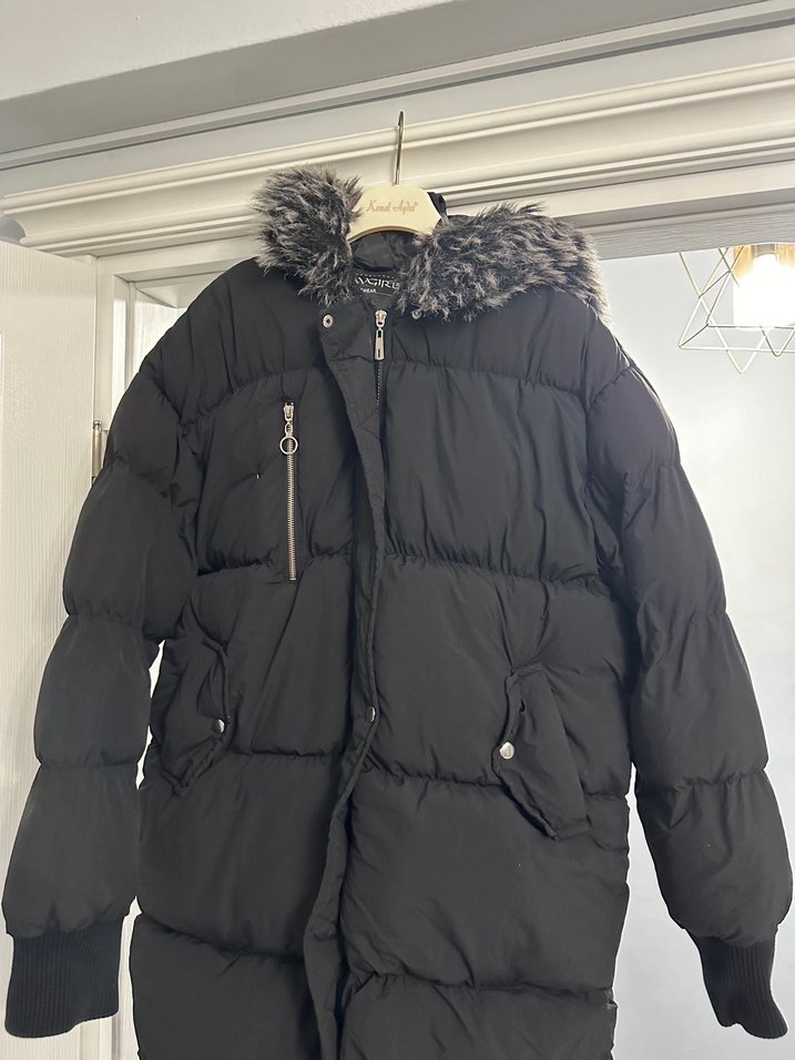 Siyah Kürklü Kadın Kışlık Mont - Görsel 4