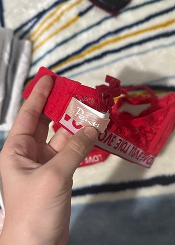 Kırmızı Dantel Desenli Bohem Sütyen - Görsel 2