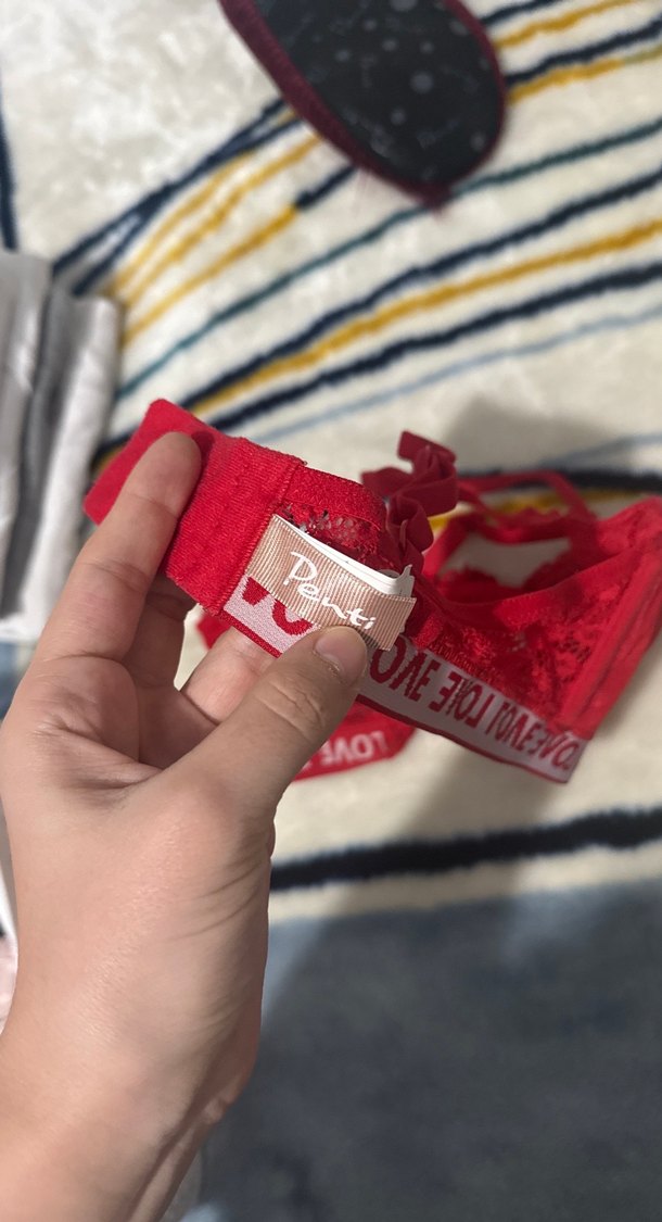 Kırmızı Dantel Desenli Bohem Sütyen - Görsel 2