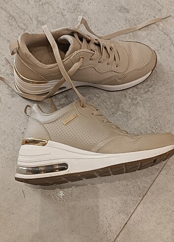 36 Beden ten rengi Renk Orjinal Skechers Kadın Spor Ayakkabı 
