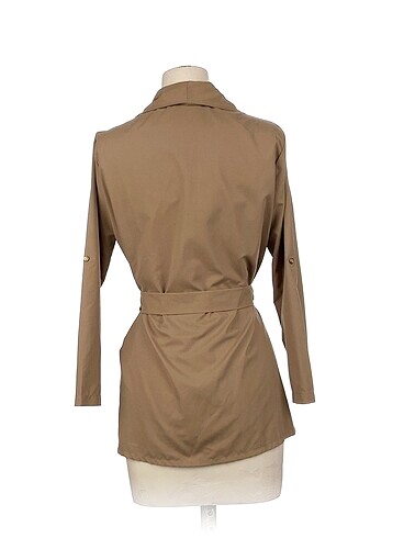 m Beden PreLoved Trenchcoat %70 İndirimli.
