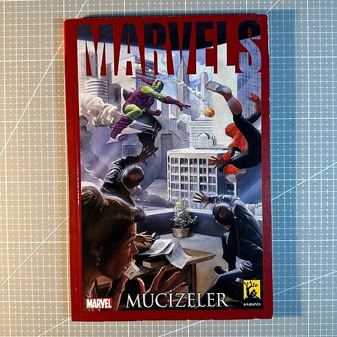 Beden Renk Marvel + DC Çizgi Roman Seti