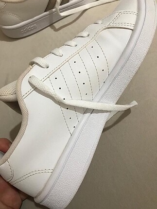 37 Beden beyaz Renk Adidas Spor Ayakkabı