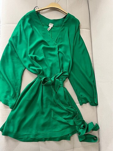 H&M H&M Yeşil kısa kaftan elbise