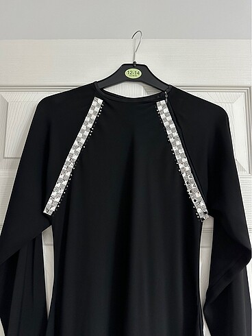 Muslima Wear Dubai ipek elbise ferace abaya