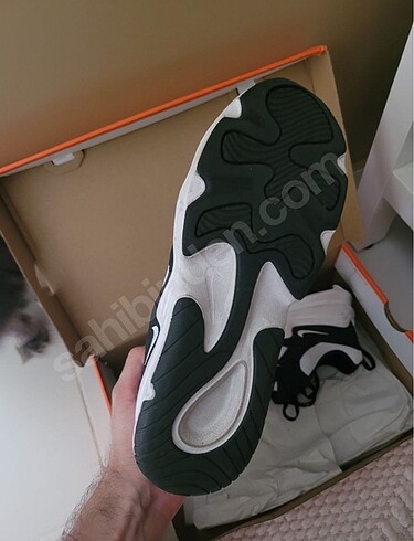 44 Beden Nike hera tech
