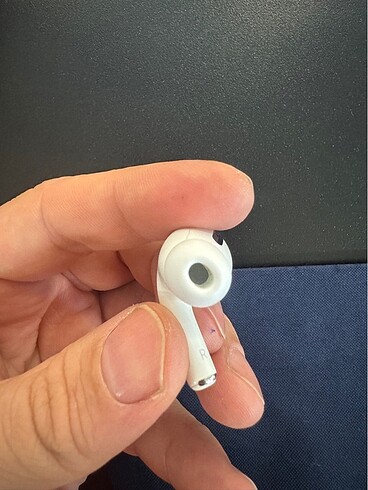 Airpods pro sağ kulaklık