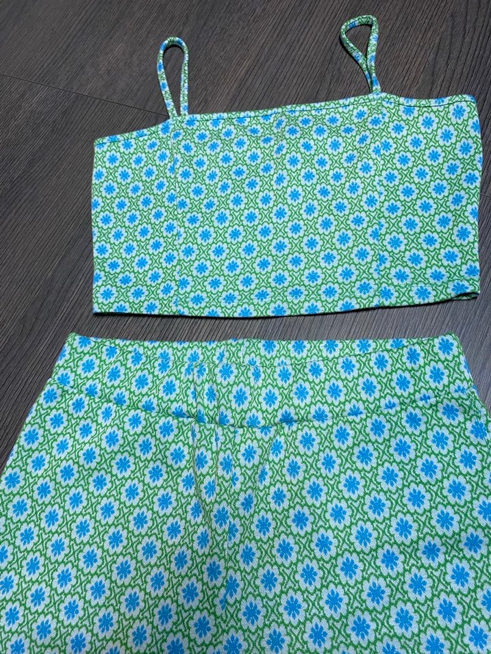 Koton XS pantolon ve askılı crop - Görsel 4