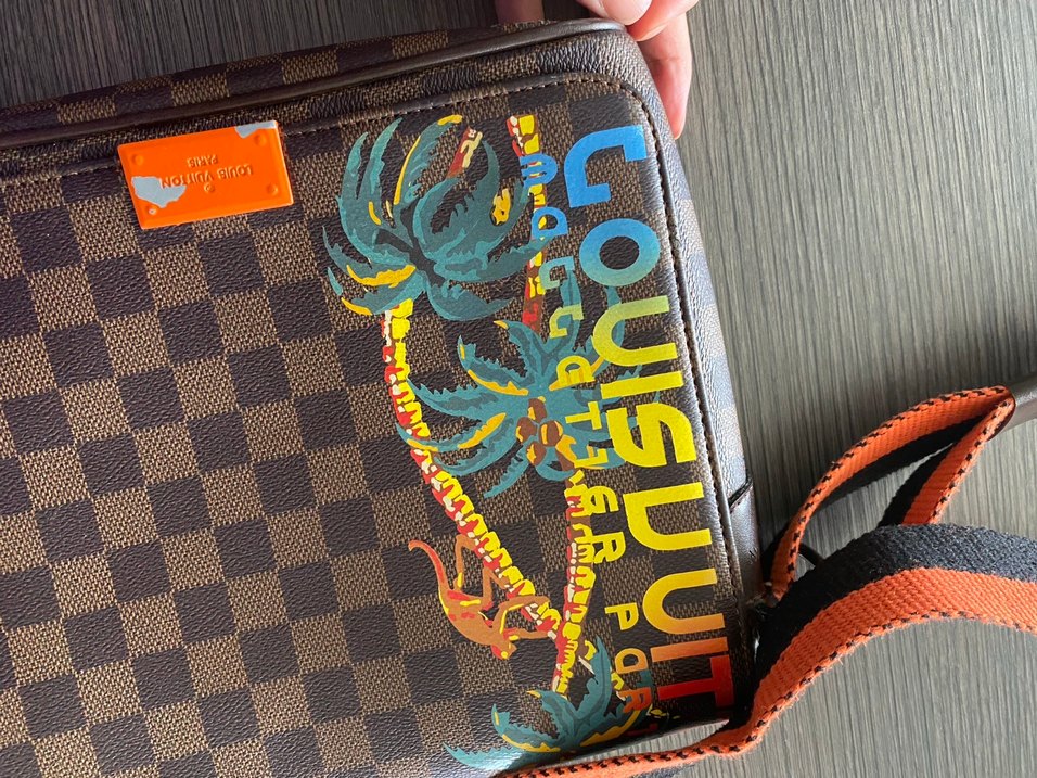 Louis Vuitton Desenli Askılı Çanta - Görsel 3