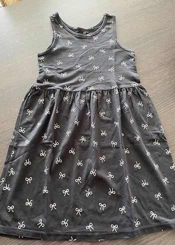 H&M 8-10 yaş Fiyonk Desenli Siyah Elbise - Görsel 3