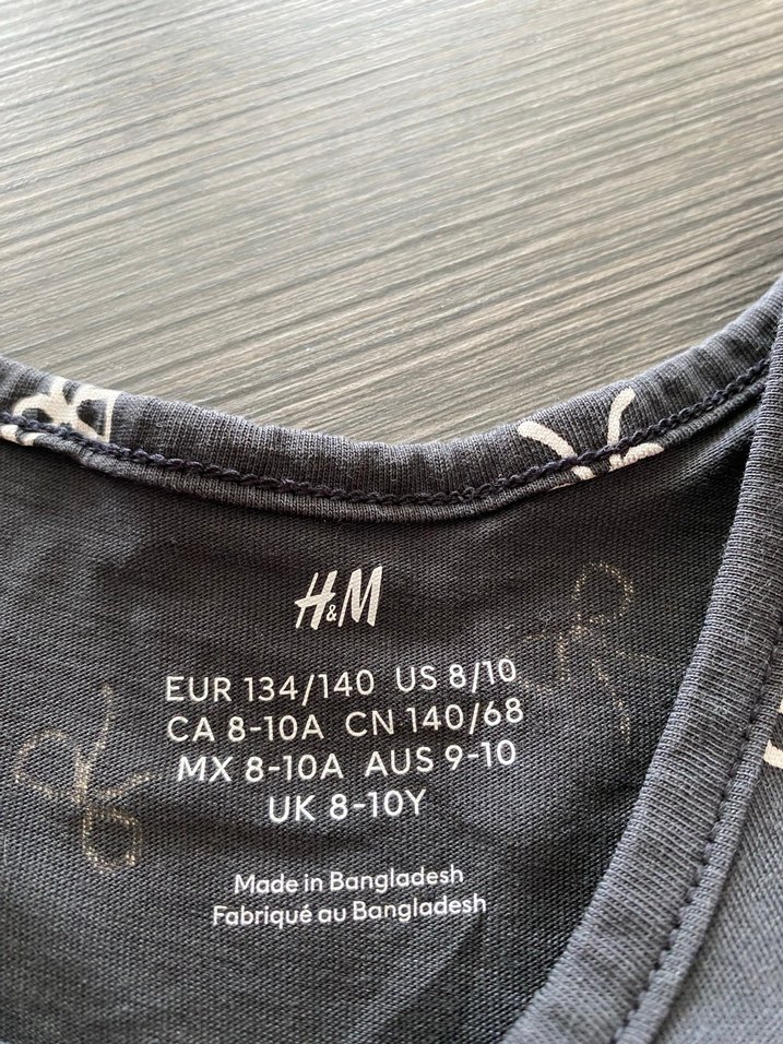 H&M 8-10 yaş Fiyonk Desenli Siyah Elbise - Görsel 4