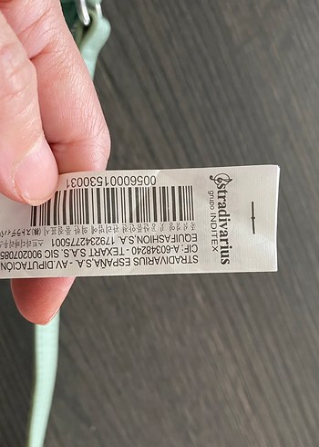 Stradivarius kol çantası sıfır - Görsel 5