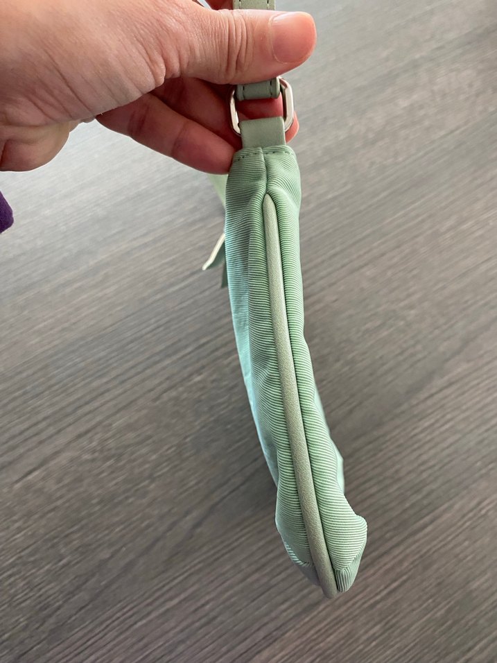 Stradivarius kol çantası sıfır - Görsel 2