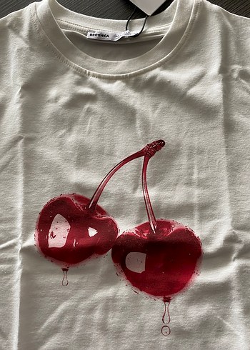 Bershka s beden tişört sıfır etiketli - Görsel 2