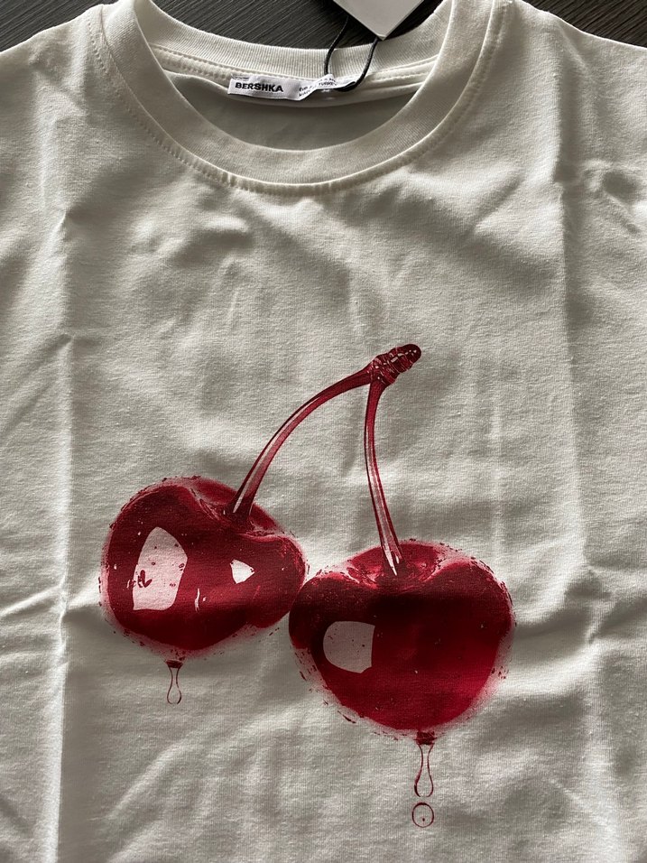 Bershka s beden tişört sıfır etiketli - Görsel 2