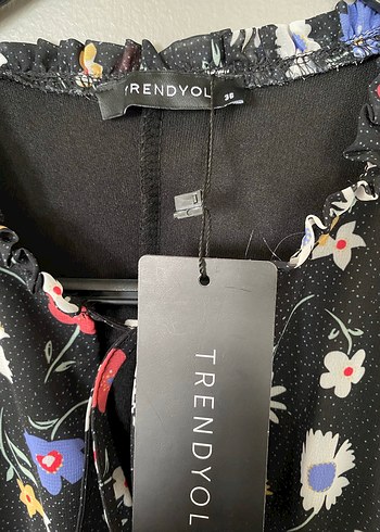 Trendyol 36 beden sıfır şifon Elbise - Görsel 4