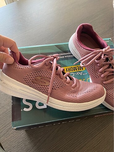 Skechers 37 numara temiz