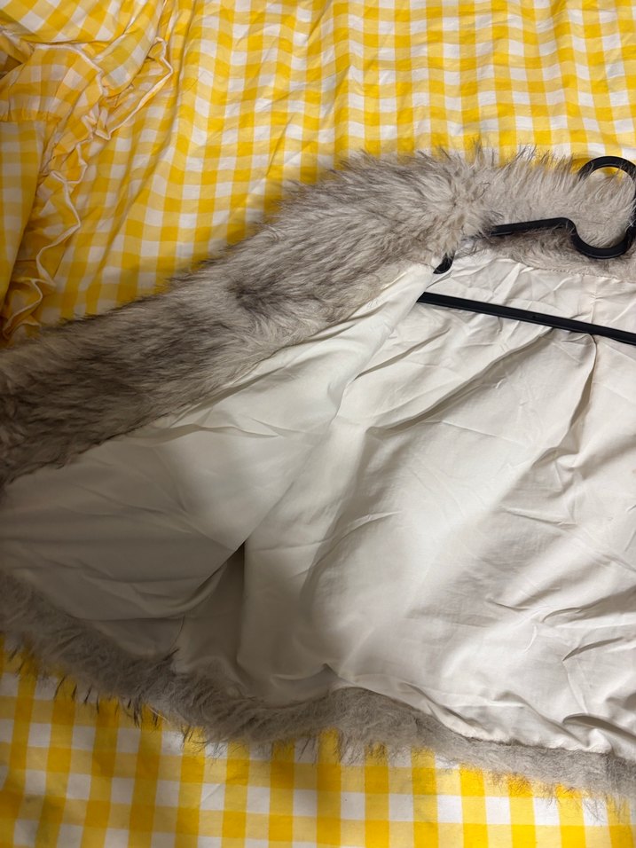 Gri  Kadın Kürk Mont - Görsel 4