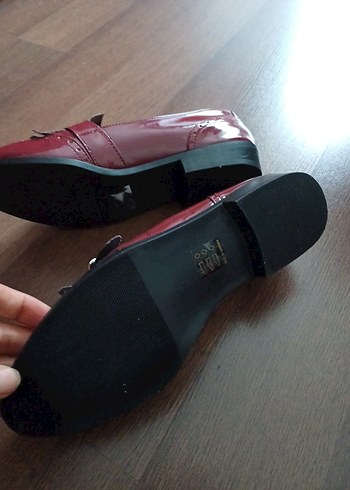 38 Beden bordo Renk Pierre Cardin, Bordo Deri Tokalı Klasik Kadın Ayakkabısı