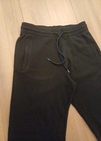 s Beden siyah Renk HM marka Erkek Siyah Jogger Eşofman Altı