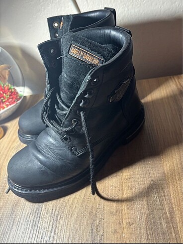 37 Beden Harley Davidson Kadın Siyah Bot