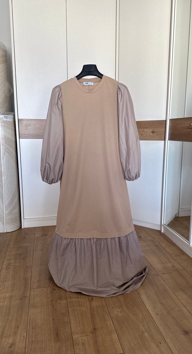 Uzun Kol, Yüksek Yakalı Salaş Kadın Elbise - Görsel 3