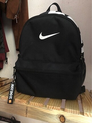 Nike sırt çantası