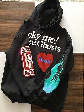 Lucky me I see ghosts