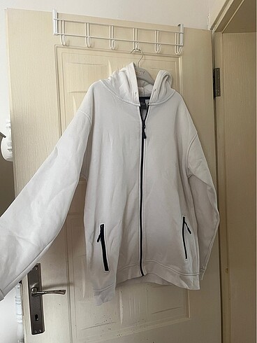 H&M 3 iplik beyaz sweatshirt
