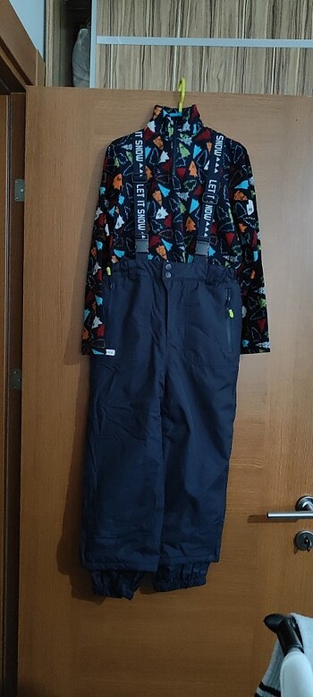 Lcwaikiki kar pantolonu iç polar kazak takim 9-10 yaş 