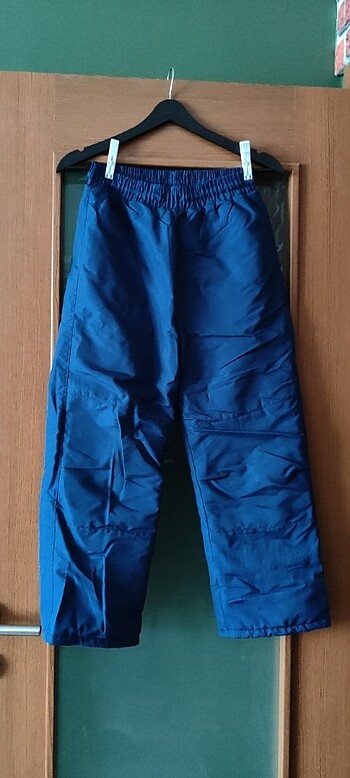 LC Waikiki Lcwaikiki 11-12 yaş kâr pantolonu ama kalıpları biliyorsunuz dur