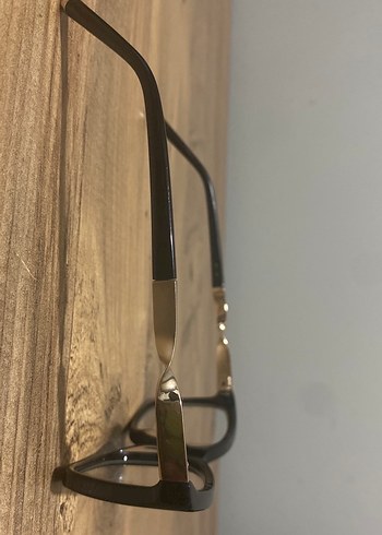 Siyah Kadın Gözlüğü - Görsel 2