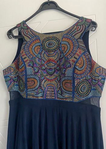 Lacivert üst işlemeli abiye elbise 42-44 beden - Görsel 3