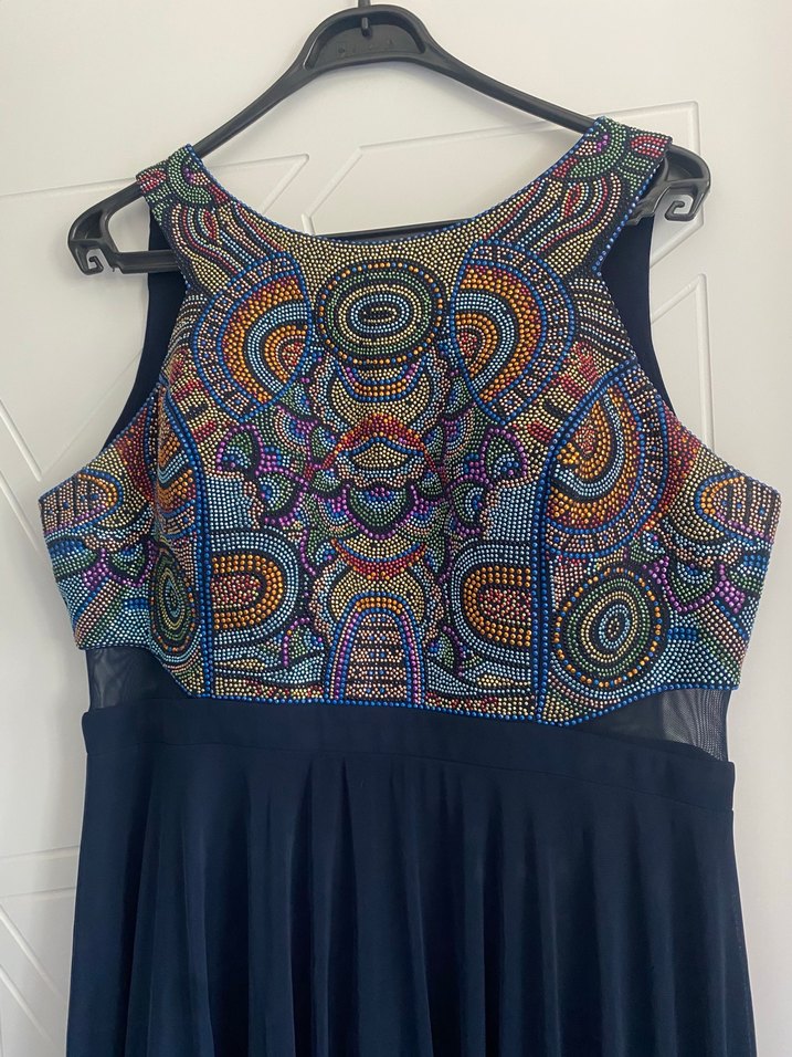 Lacivert üst işlemeli abiye elbise 42-44 beden - Görsel 3